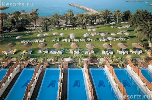 Amathus Beach Hotel 16
